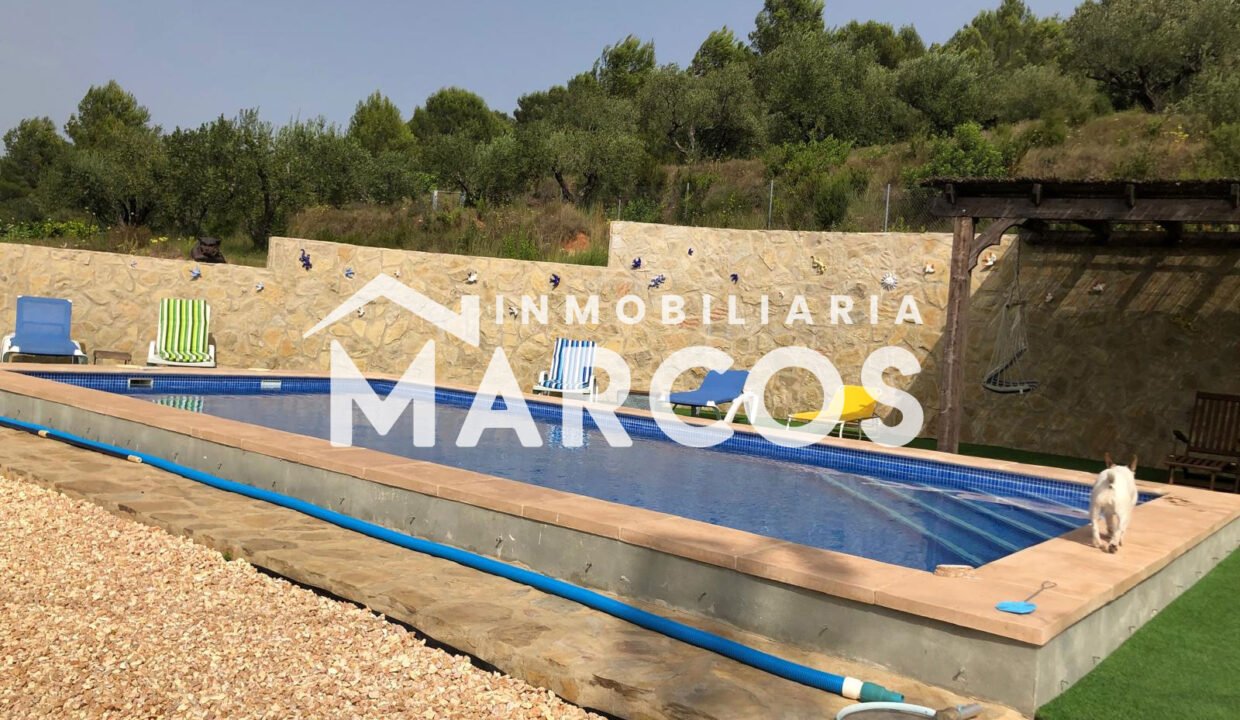 ac068763-33d2-40b7-aec5-af5cc53fef5f